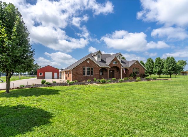 20451 Bruce Rutherford Drive, Siloam Springs, AR 72761