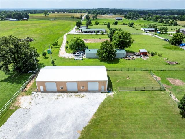 20451 Bruce Rutherford Drive, Siloam Springs, AR 72761