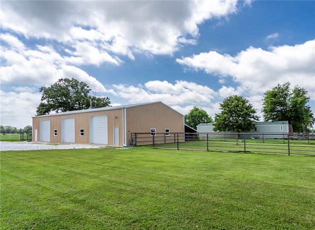 20451 Bruce Rutherford Drive, Siloam Springs, AR 72761