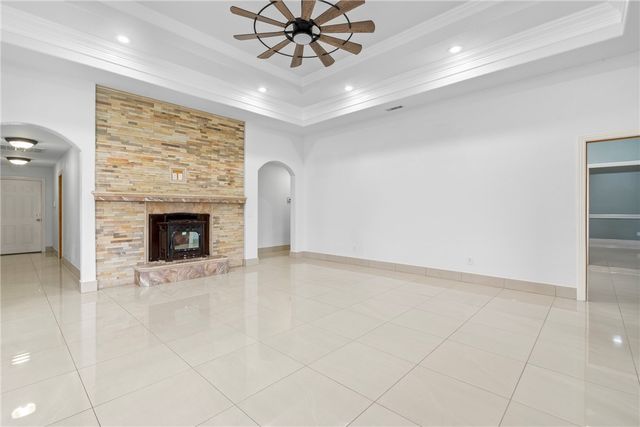 20451 Bruce Rutherford Drive, Siloam Springs, AR 72761