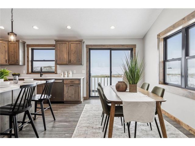 485 Coyote Way, New Richmond, WI 54017