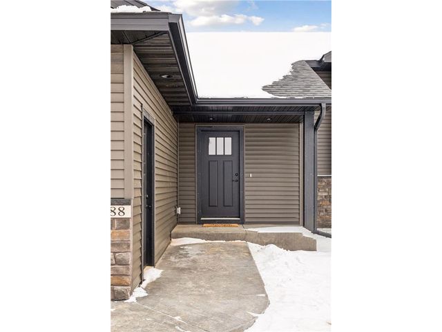 485 Coyote Way, New Richmond, WI 54017