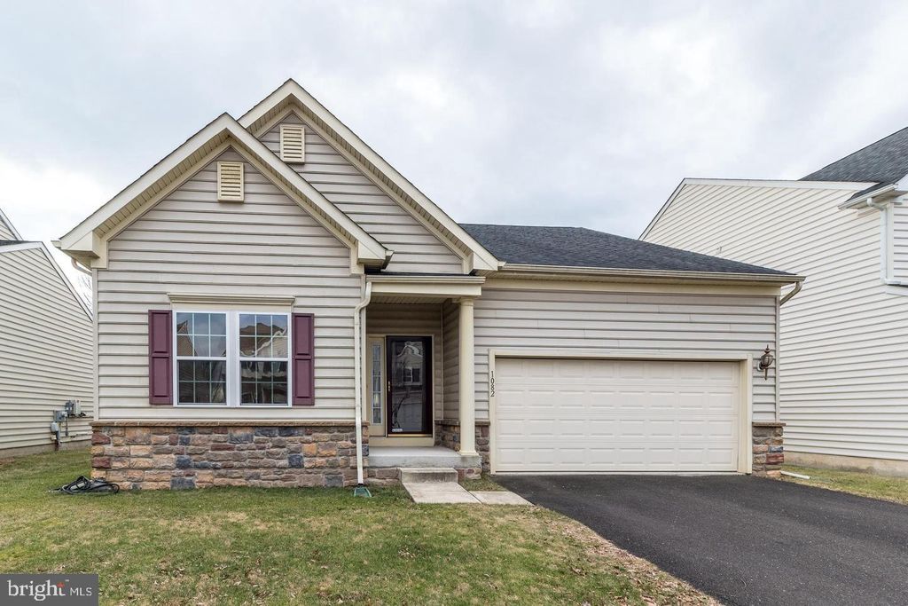 1082 HUNTINGTON RD, QUAKERTOWN, PA 18951 — exterior