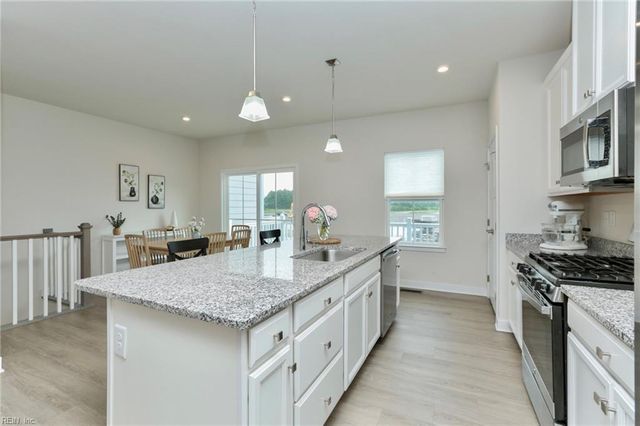 1001 Gabion WAY, Chesapeake, VA 23323