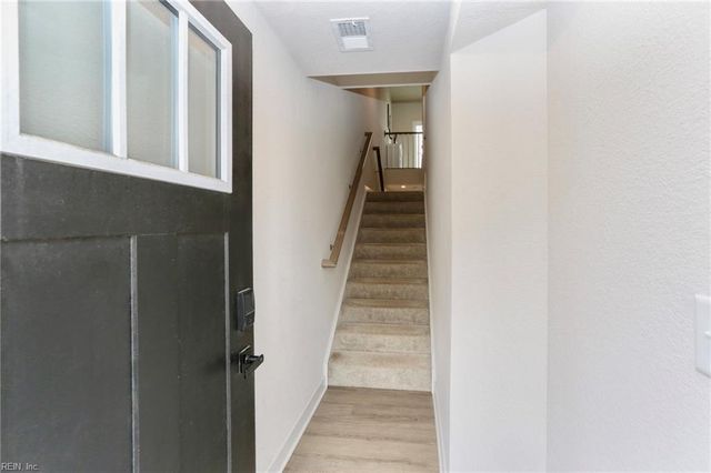 1001 Gabion WAY, Chesapeake, VA 23323