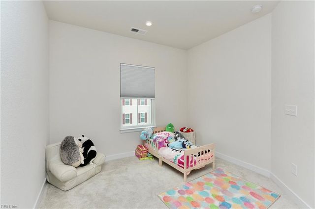 1001 Gabion WAY, Chesapeake, VA 23323