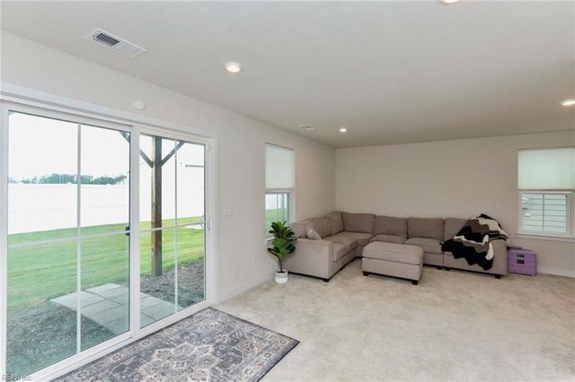 1001 Gabion WAY, Chesapeake, VA 23323