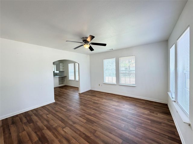 5302 Clay Street, Houston, TX 77023