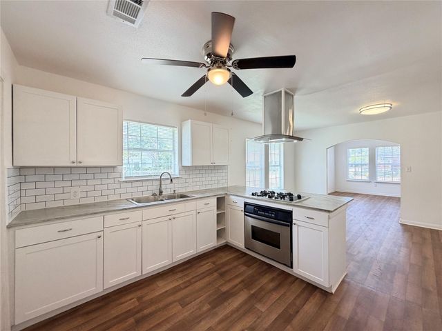 5302 Clay Street, Houston, TX 77023