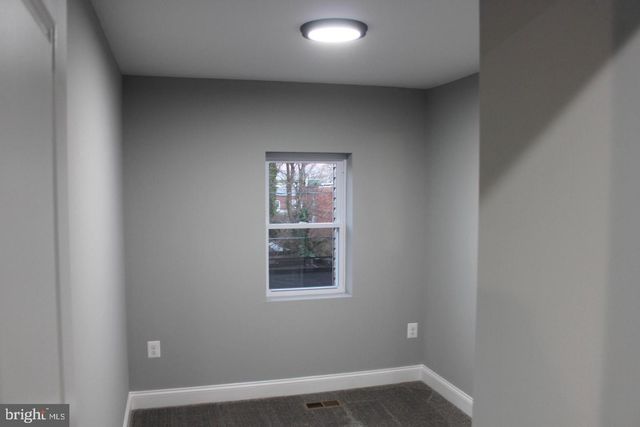 727 MOUNT HOLLY ST, Baltimore, MD 21229