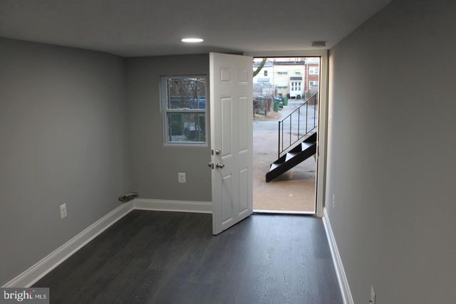 727 MOUNT HOLLY ST, Baltimore, MD 21229