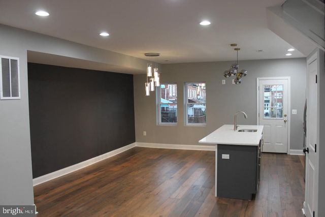 727 MOUNT HOLLY ST, Baltimore, MD 21229