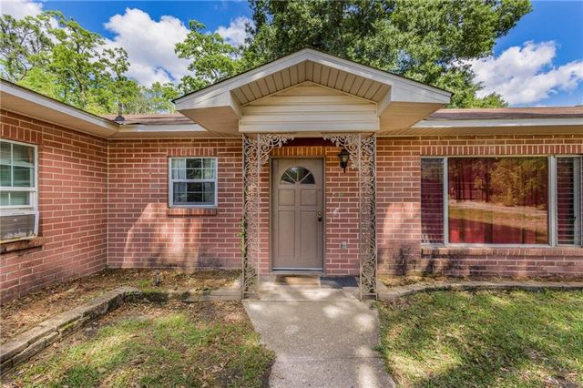 916 Leon Street, Saraland, AL 36571