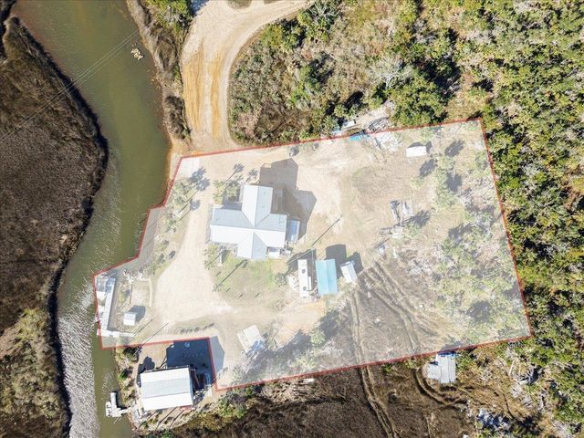 14076 Spring Warrior Road, Perry, FL 32348