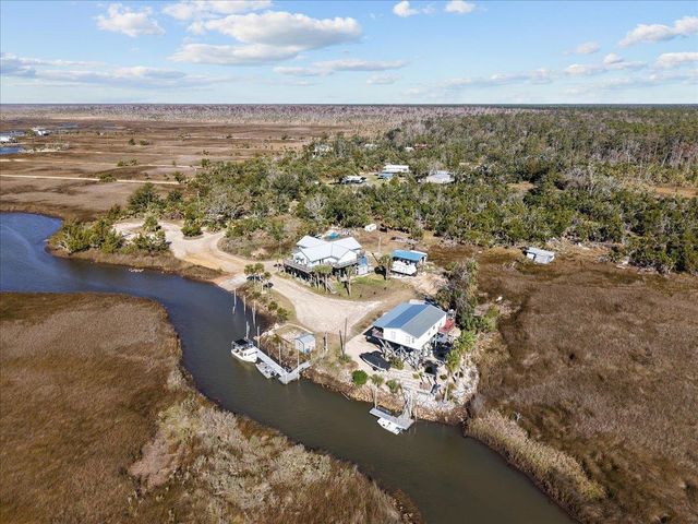 14076 Spring Warrior Road, Perry, FL 32348