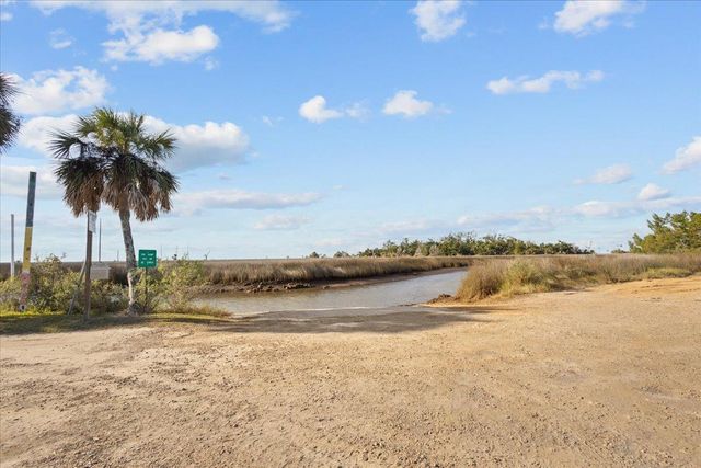 14076 Spring Warrior Road, Perry, FL 32348