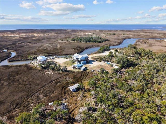 14076 Spring Warrior Road, Perry, FL 32348