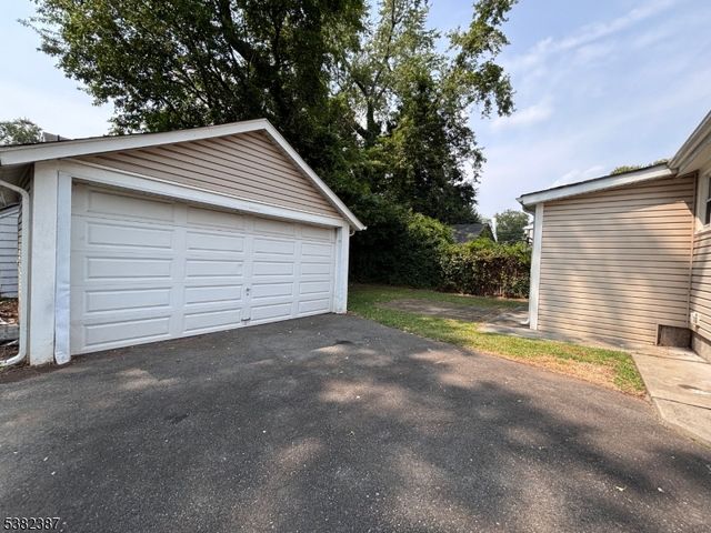 264 Walters St, Rahway City, NJ 07065