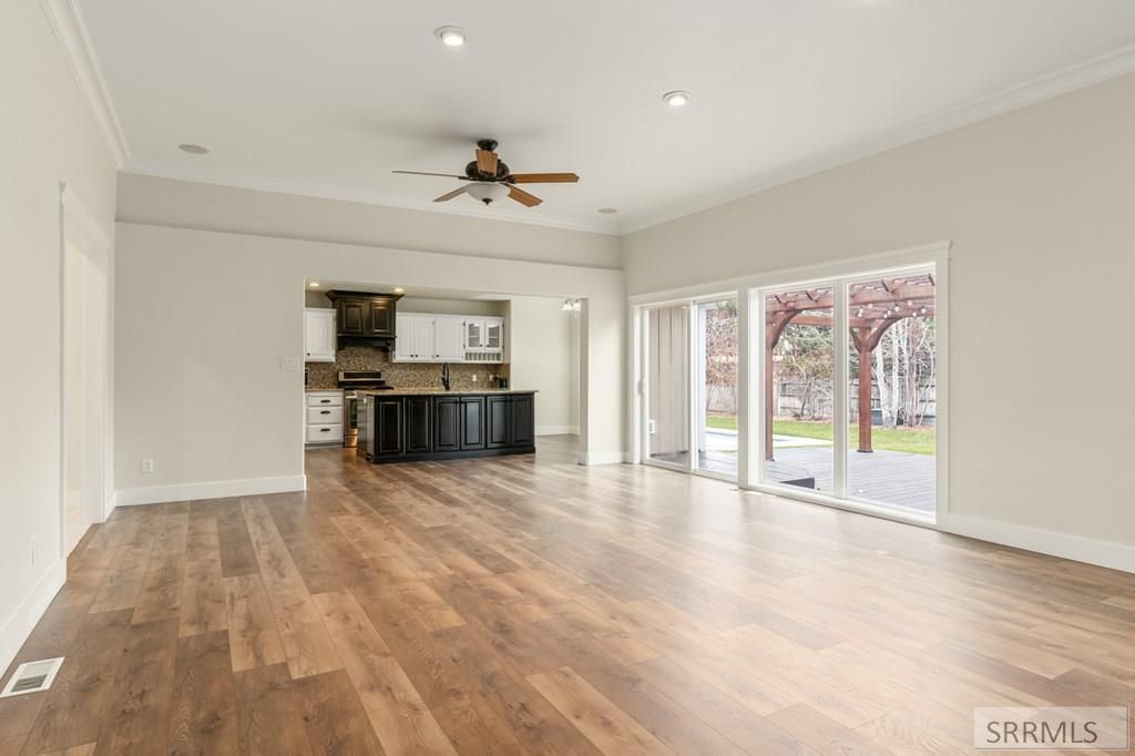 Image 14 of property listing at 1161 Packer Drive, Blackfoot, ID 83221