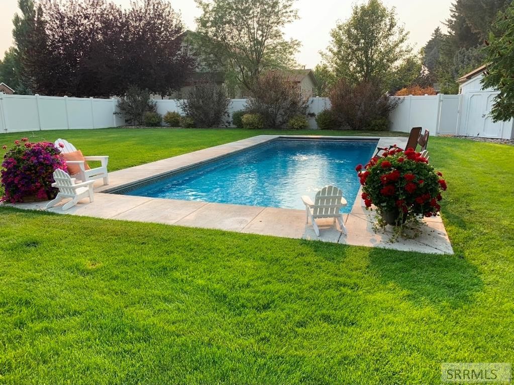 Image 4 of property listing at 1161 Packer Drive, Blackfoot, ID 83221