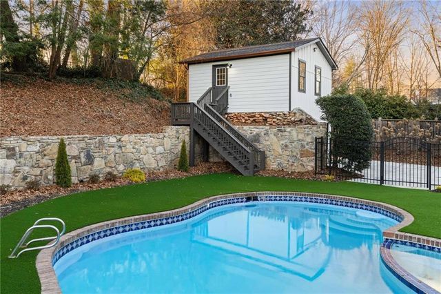 4730 Paran NW Valley, Atlanta, GA 30327