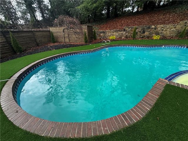 4730 Paran NW Valley, Atlanta, GA 30327