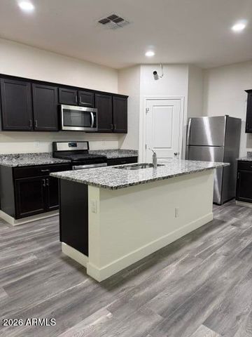 20014 W MESQUITE Drive, Buckeye, AZ 85326