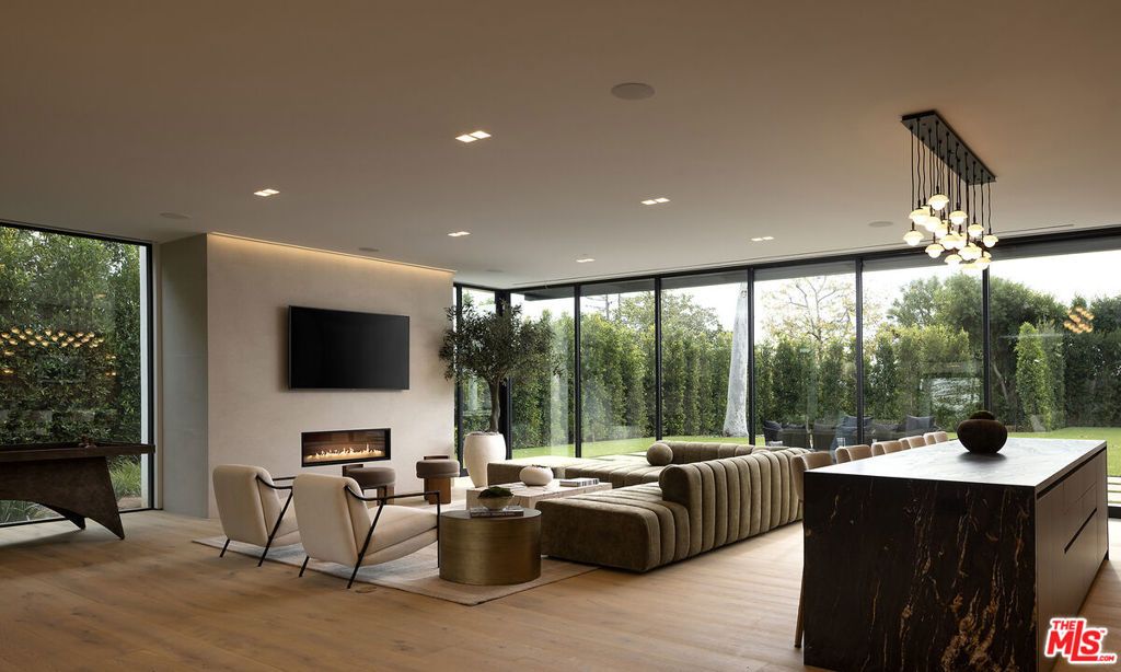 Image 30 of property listing at 1660 Casale Road, Pacific Palisades, CA 90272