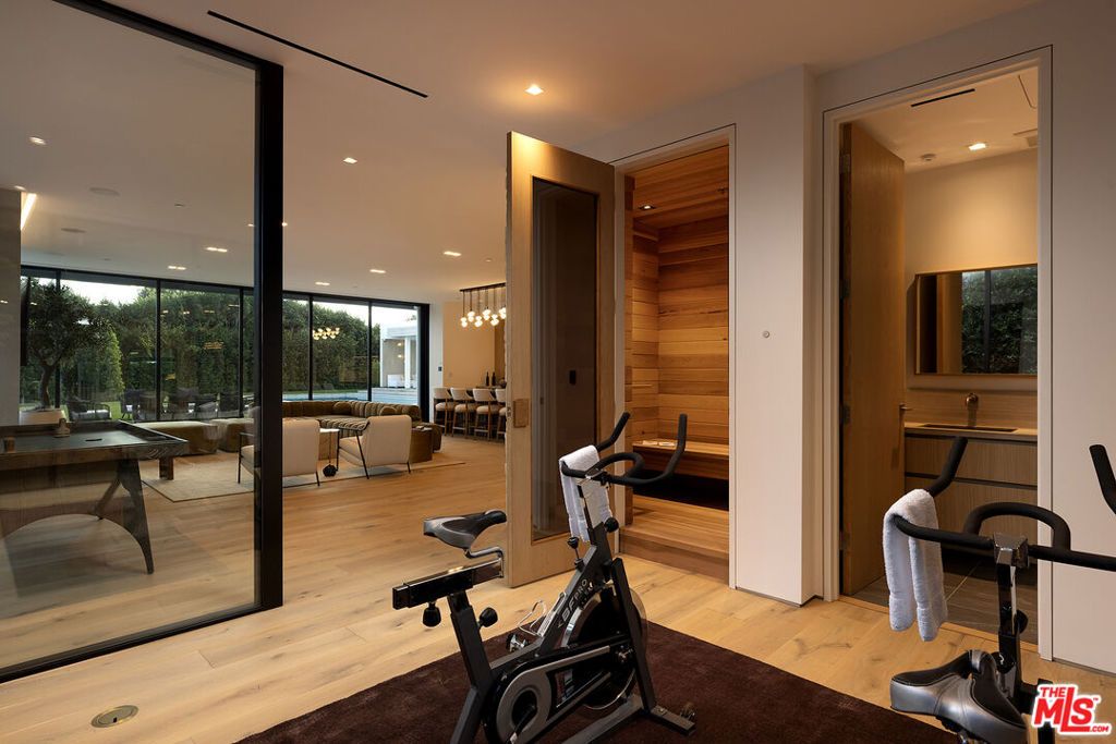 Image 36 of property listing at 1660 Casale Road, Pacific Palisades, CA 90272