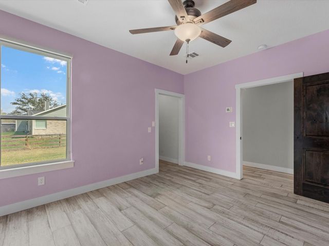 2612 County Road 160, Alvin, TX 77511