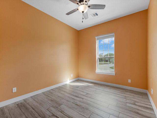 2612 County Road 160, Alvin, TX 77511