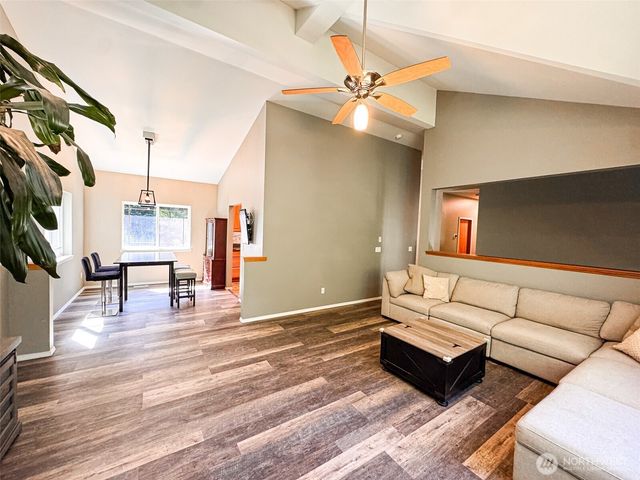 6337 SE heather Lane, Port Orchard, WA 98366