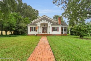 1609 Lucerne Way, New Bern, NC 28560