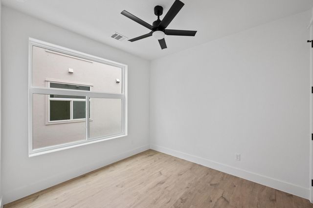 7920 Mullen DR 3, Austin, TX 78757