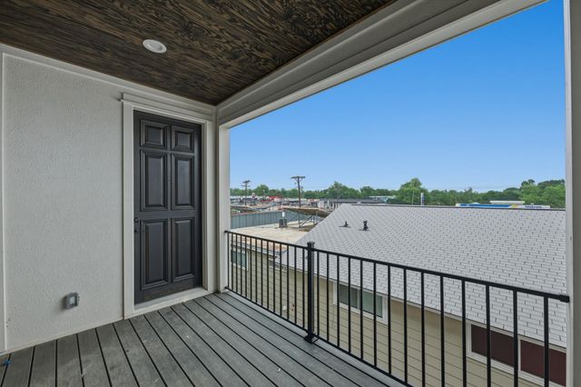 7920 Mullen DR 3, Austin, TX 78757