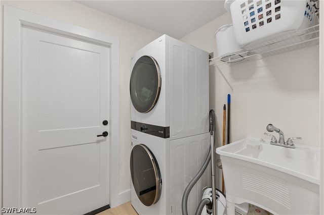 10274 Boca CIR, Naples, FL 34109