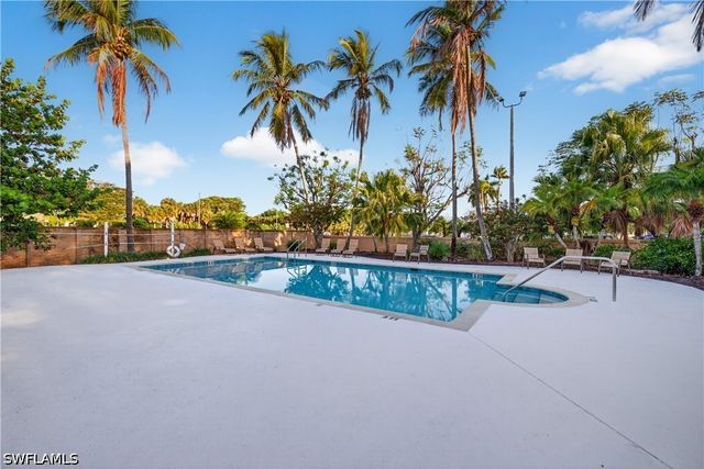 10274 Boca CIR, Naples, FL 34109