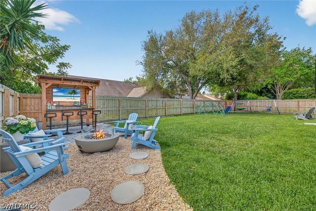 10274 Boca CIR, Naples, FL 34109