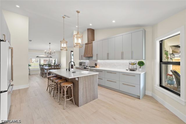 10274 Boca CIR, Naples, FL 34109