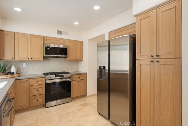 1222 S Silver Star Way, Anaheim Hills, CA 92808