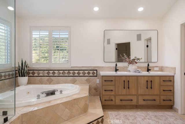 1222 S Silver Star Way, Anaheim Hills, CA 92808