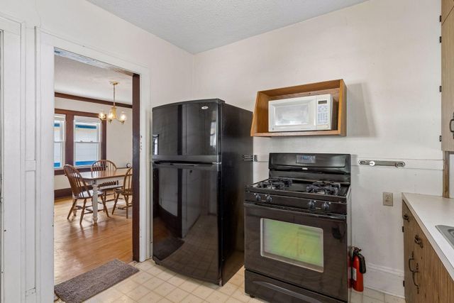 1032 Cumberland Street, Saint Paul, MN 55117
