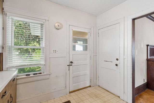 1032 Cumberland Street, Saint Paul, MN 55117