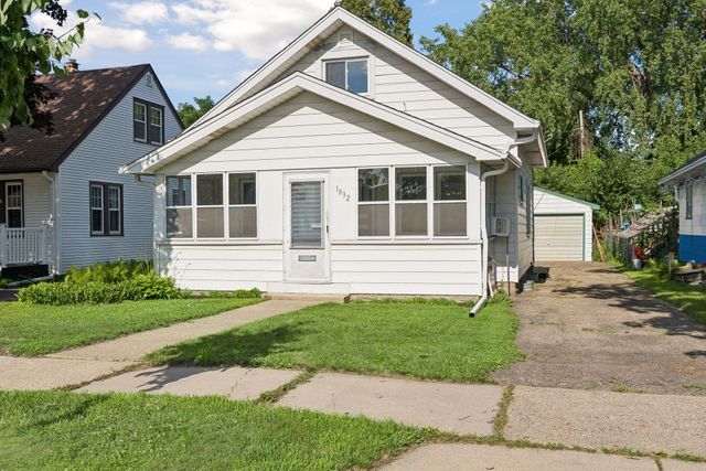 1032 Cumberland Street, Saint Paul, MN 55117