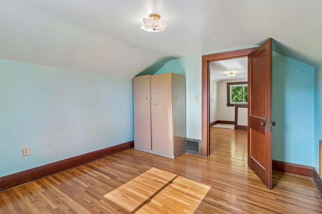 1032 Cumberland Street, Saint Paul, MN 55117