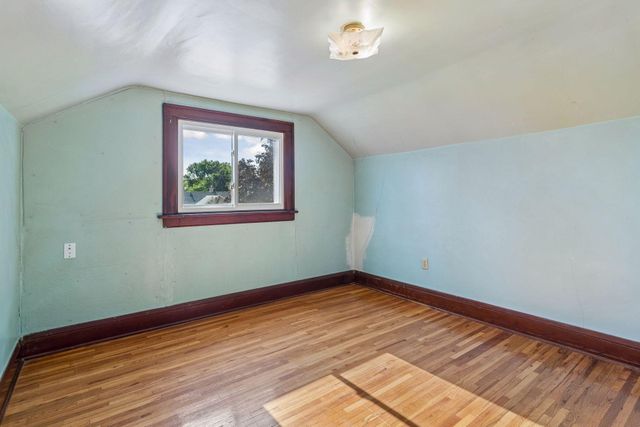 1032 Cumberland Street, Saint Paul, MN 55117