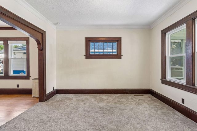 1032 Cumberland Street, Saint Paul, MN 55117