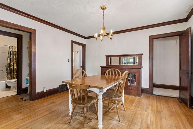 1032 Cumberland Street, Saint Paul, MN 55117