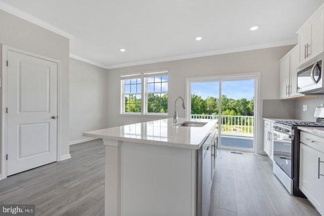 8709 TAVERN ST, Clinton, MD 20735