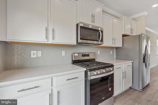 8709 TAVERN ST, Clinton, MD 20735